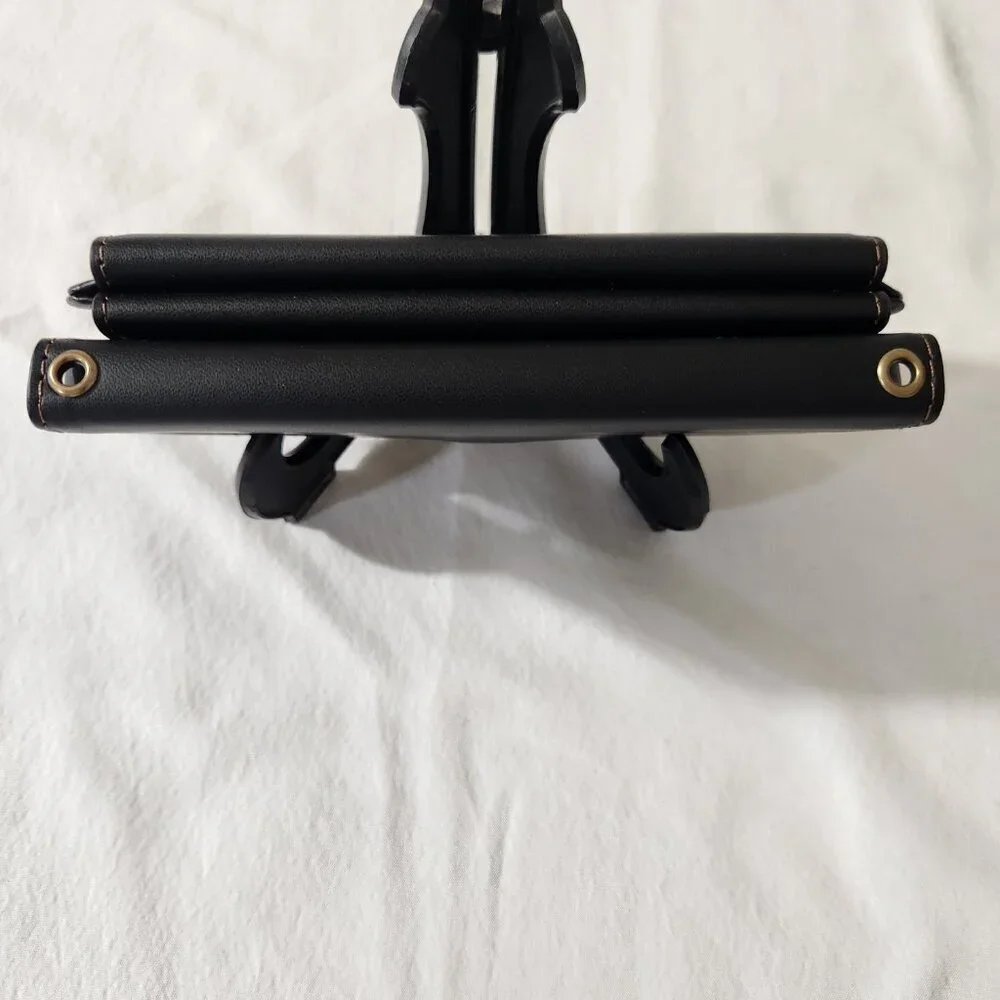 CaseMe nwot leather